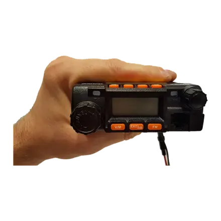 Dynascan DB-M16 Emisora doble banda radioaficionados